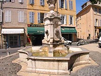 fontaine centre aix en provence